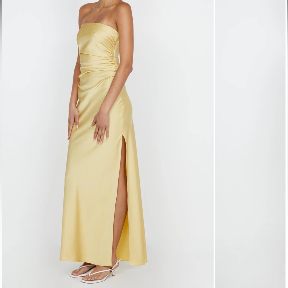 Elegant Yellow Evening Gown